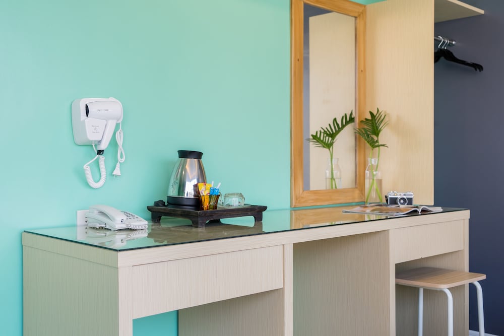 Фото Ratchada Point Hotel