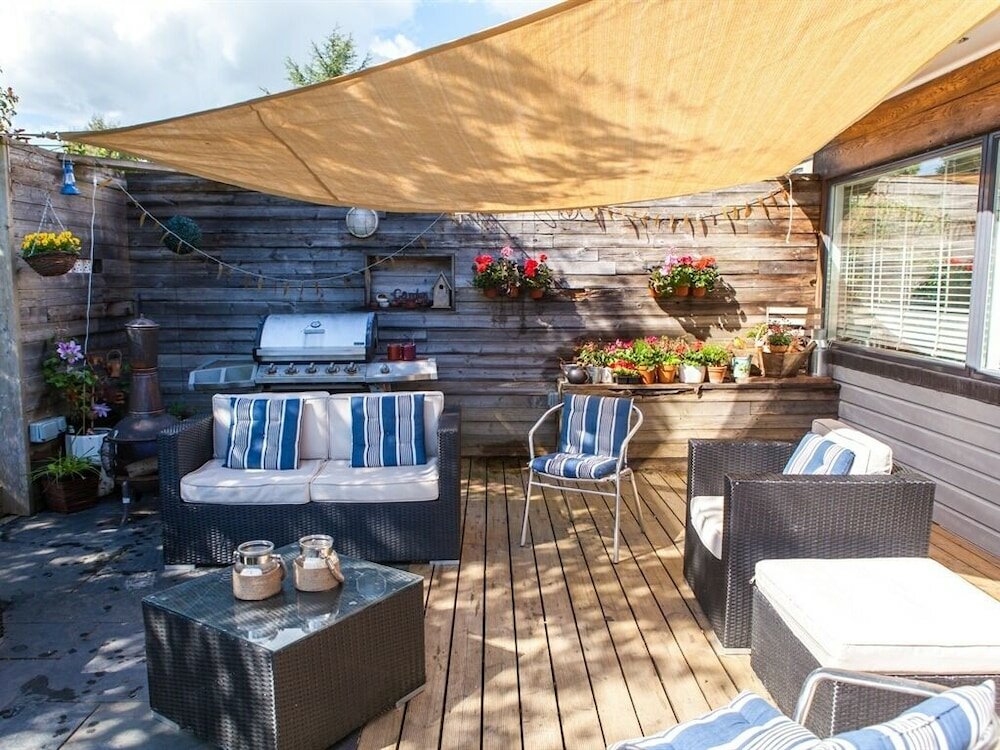 Фото Birch House B&b