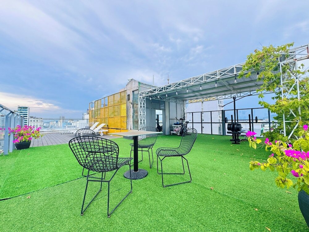 Фото Jolia Hotel and Apartment - My Khe Beach