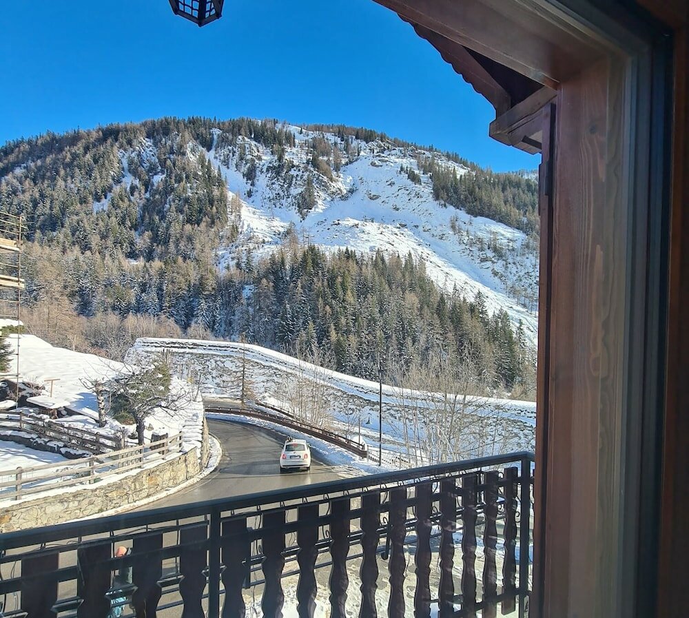 Фото Hotel Dente del Gigante