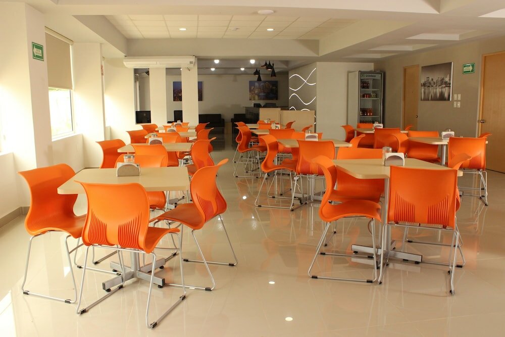 Фото Urbainn Hotel