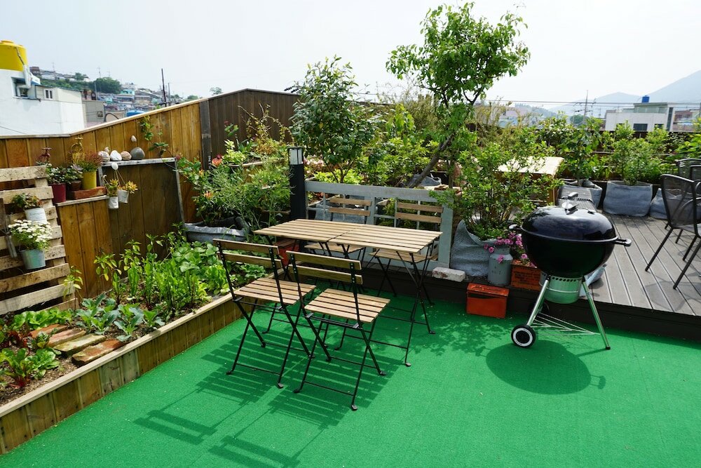 Фото Grim Garden Guest House