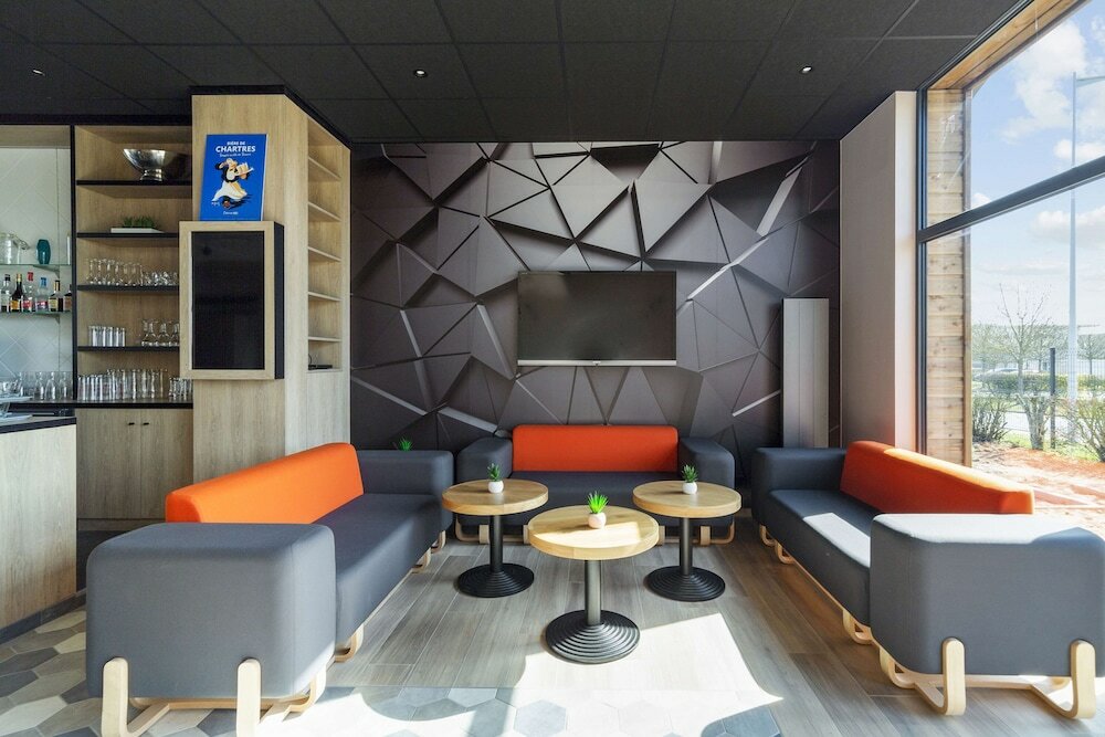 Фото Campanile Chartres