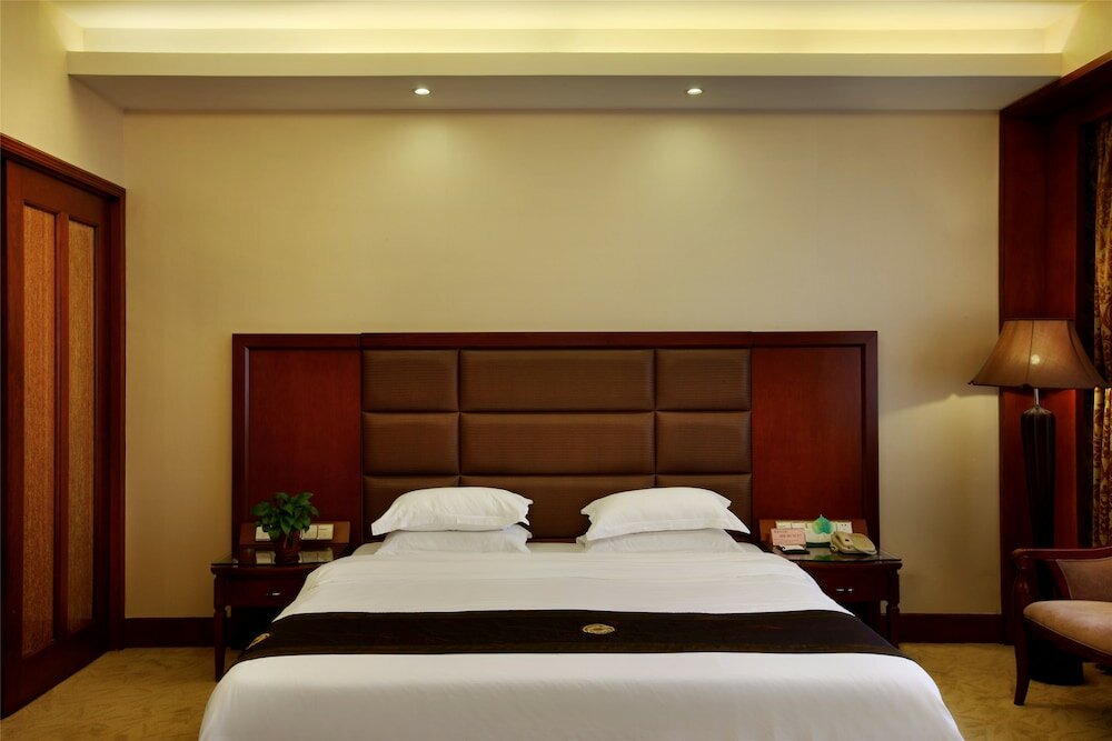 Фото Hongfeng Hotel Shenzhen