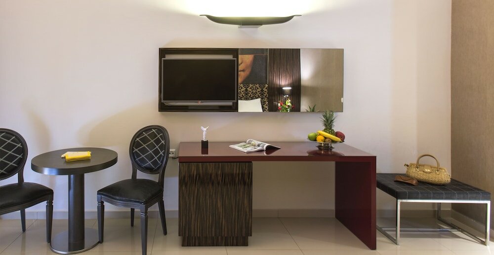 Фото Olympion Sunset