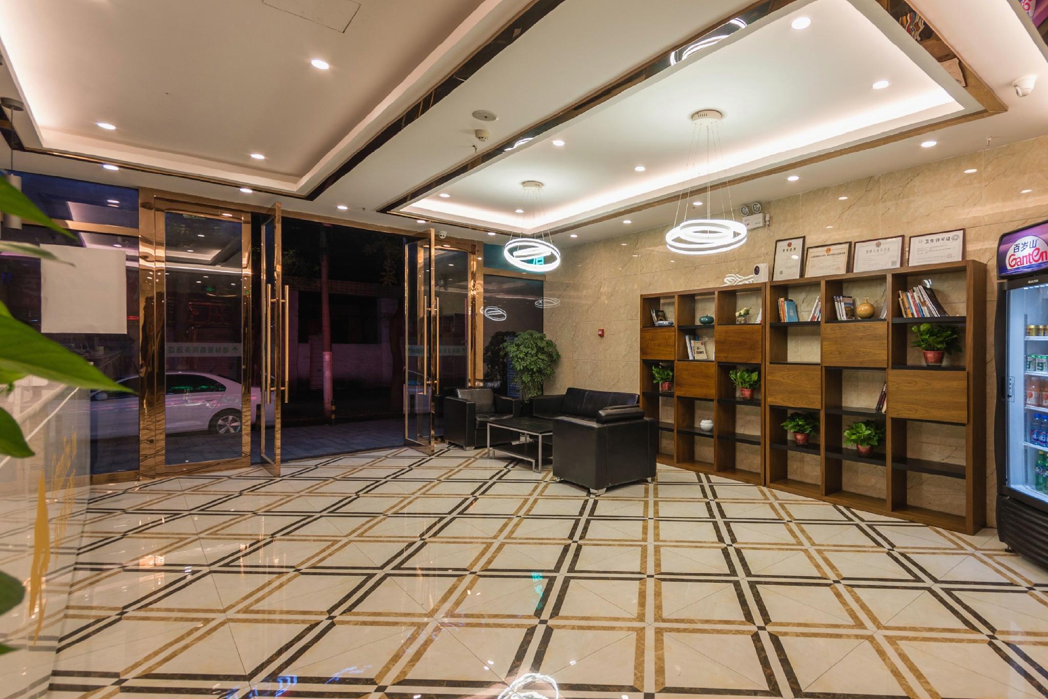 Фото GreenTree Inn XiAn Xincheng District Raily Station Wukou Metro Station Hotel