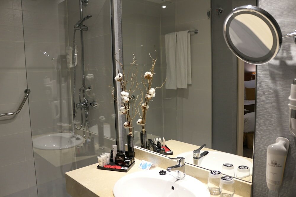 Фото Hotel Puerta de Toledo