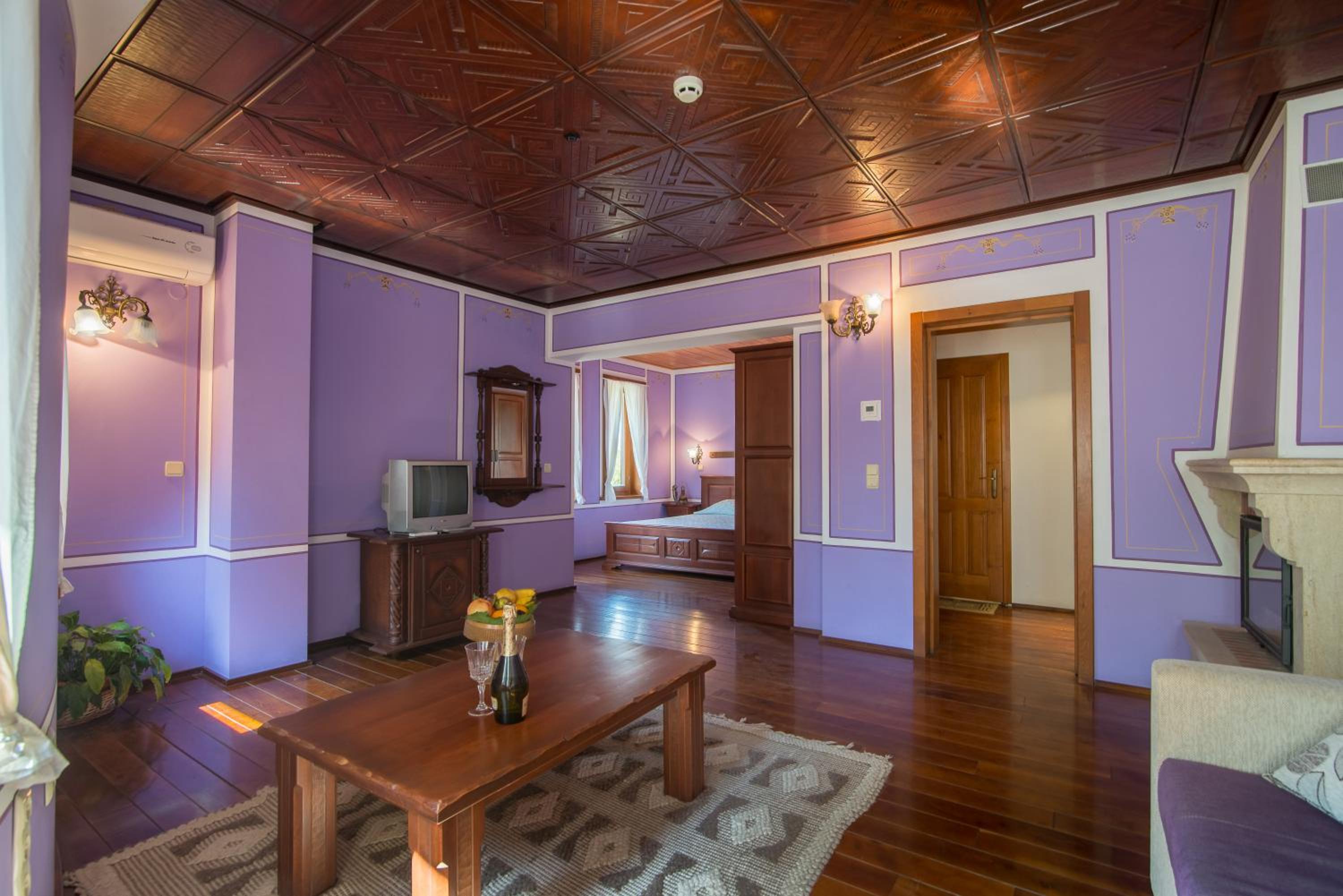 Фото Hotel Izvora