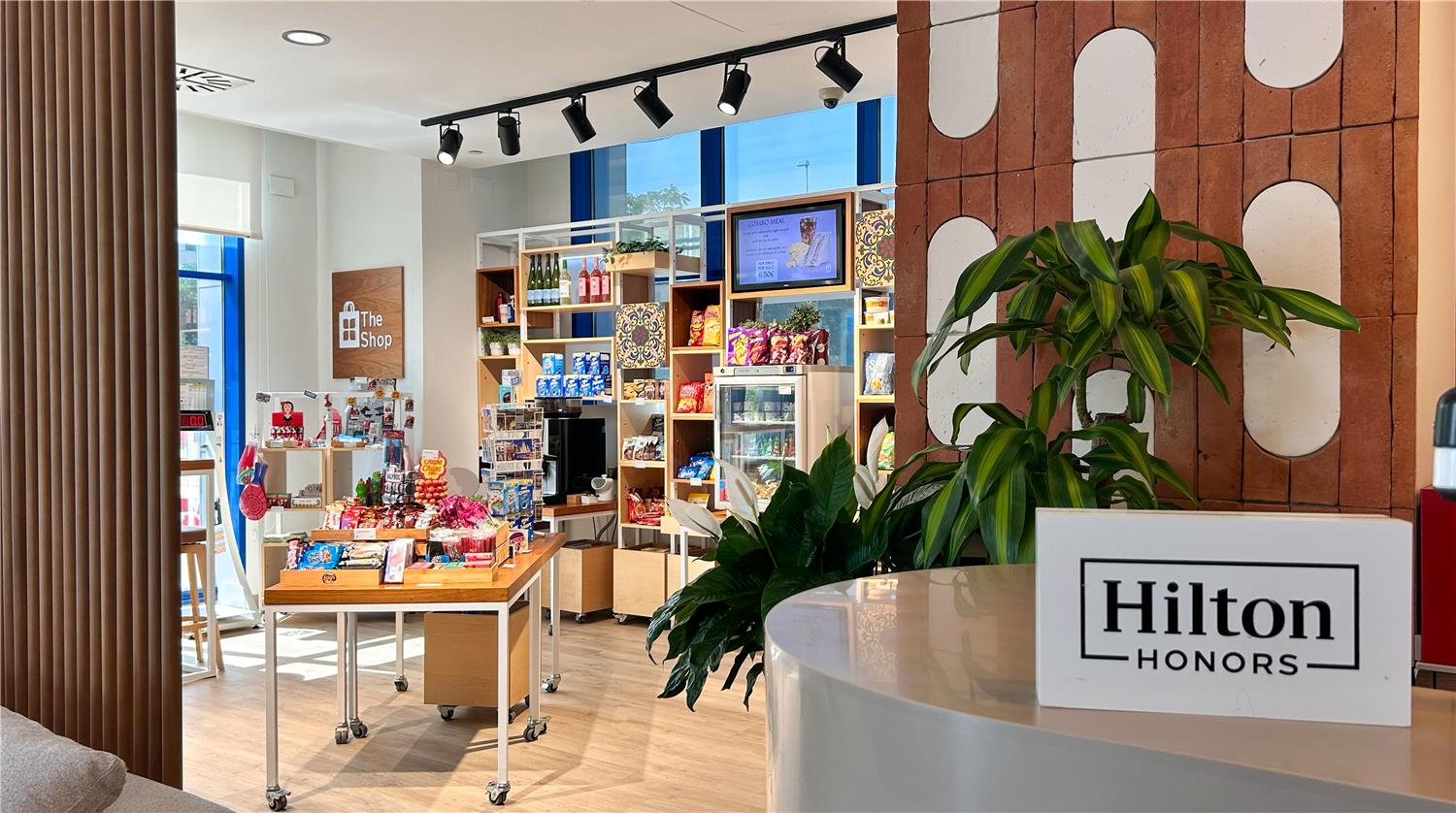 Фото Hilton Garden Inn Sevilla