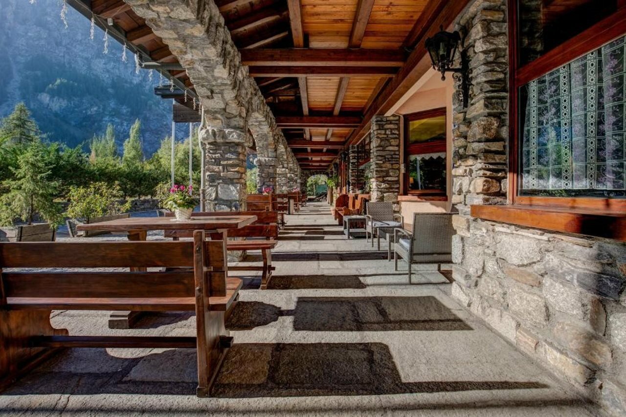 Фото iH Hotels Courmayeur Mont Blanc Resort
