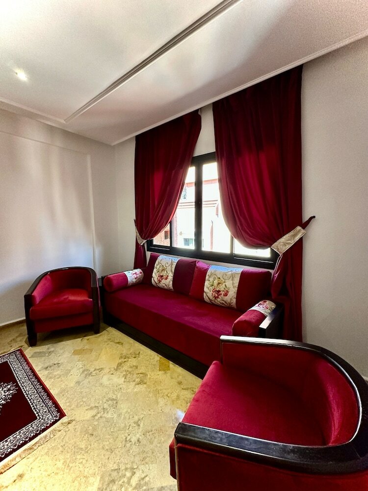 Фото Les Trois Palmiers