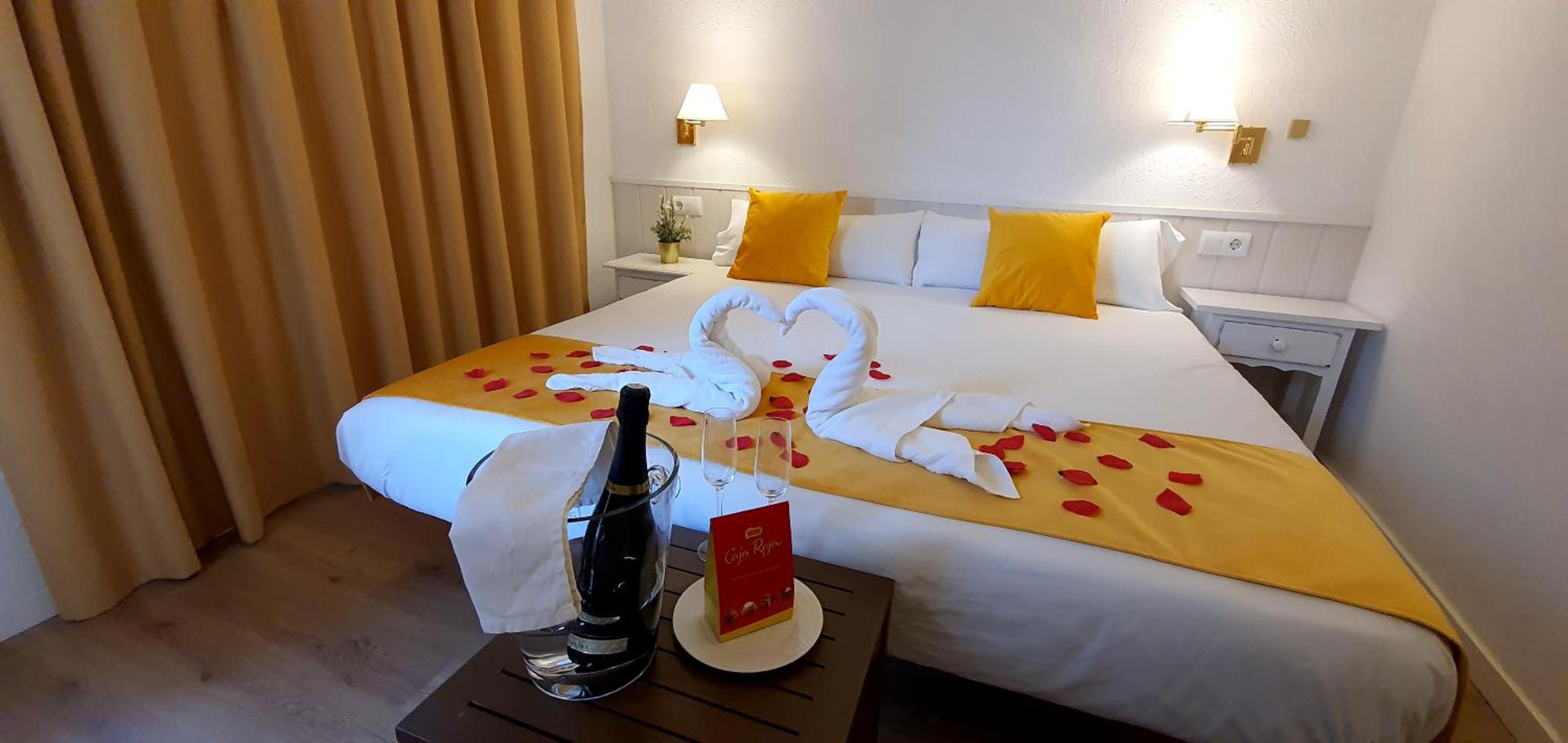 Фото Hotel Mireia