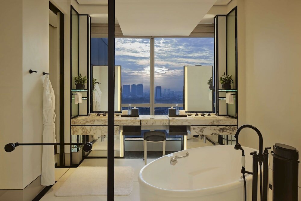 Фото Keraton at The Plaza, a Luxury Collection Hotel