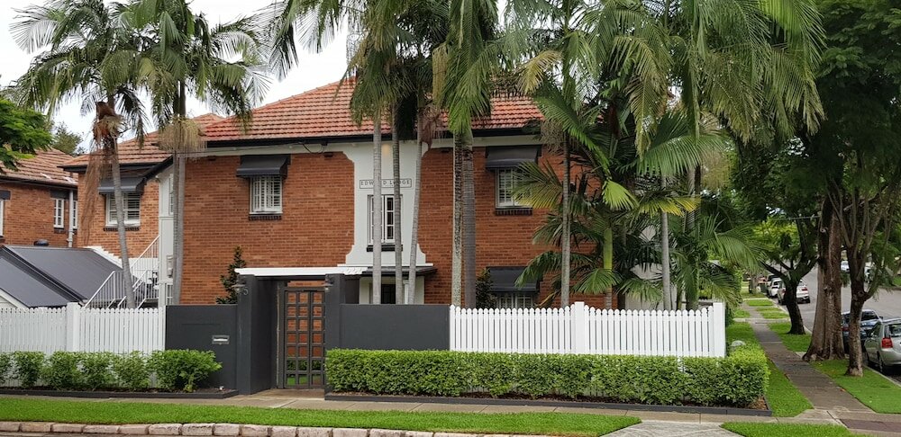 Фото Edward Lodge Bed & Breakfast