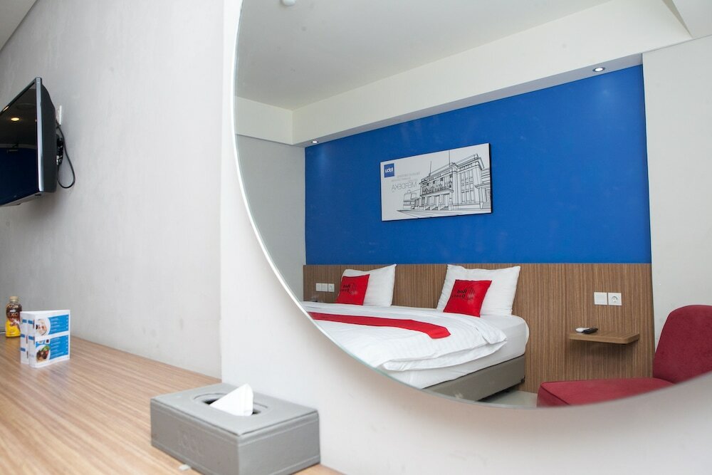 Фото Fabu Hotel Bandung