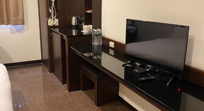 Фото Regal International Hotel