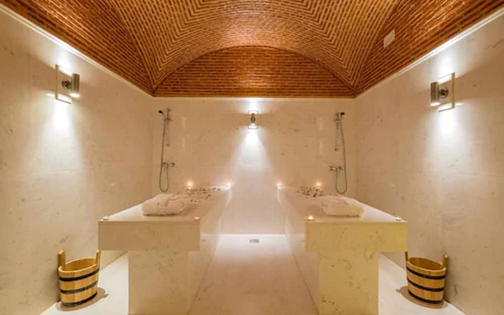 Фото Ayoub Hotel & SPA