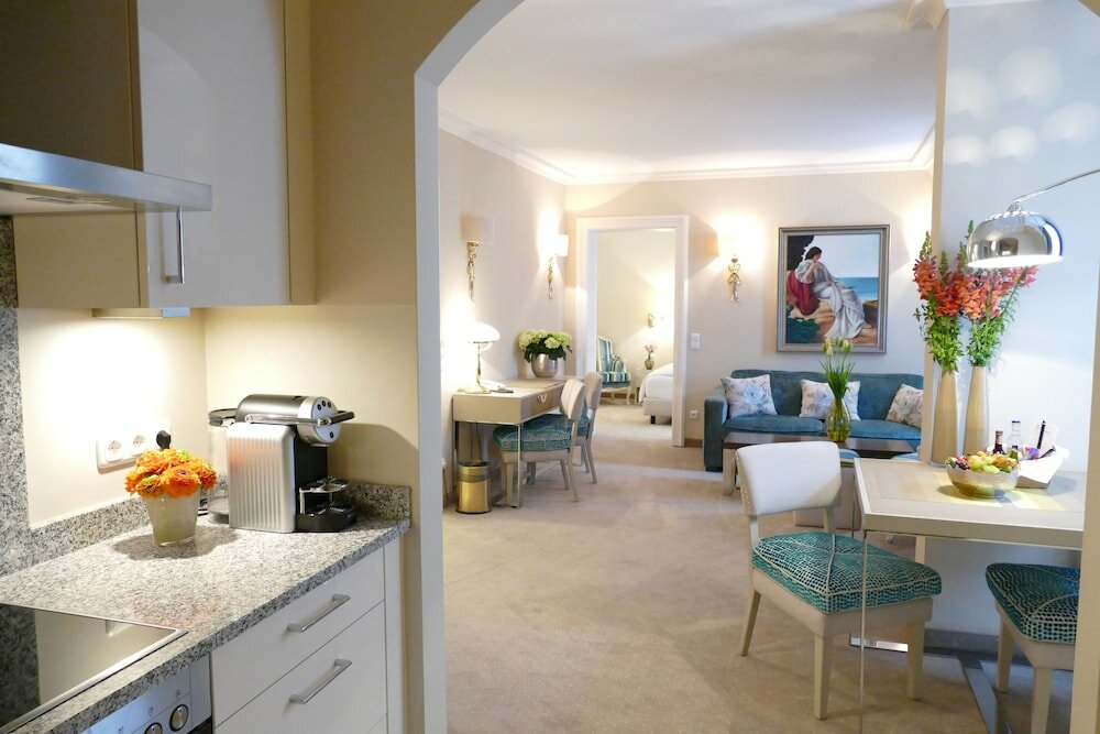 Фото Hotel an der Oper