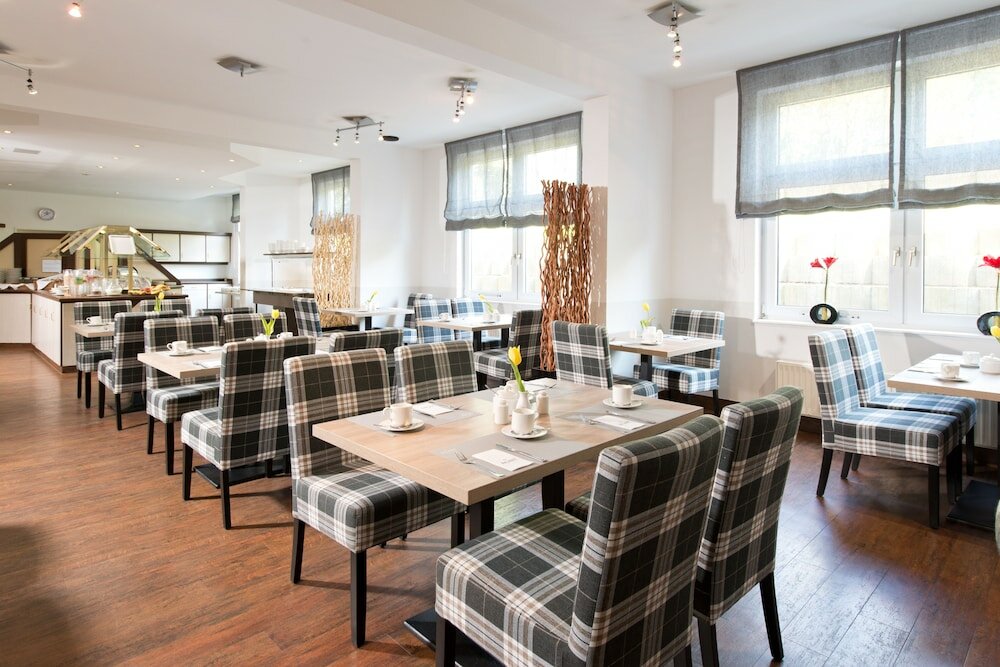 Фото Отель Coffee Fellows Frankfurt-Airport