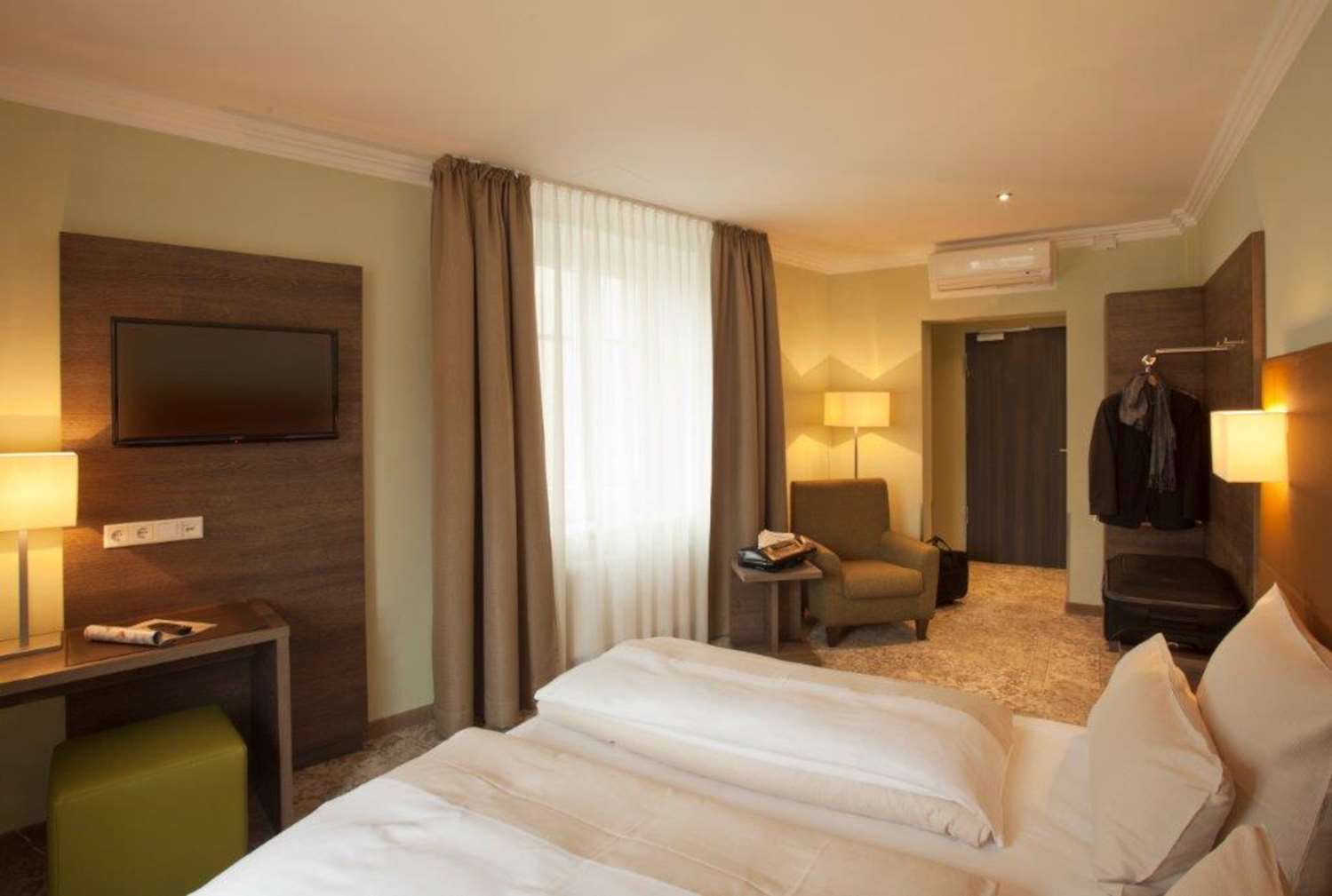 Фото Hotel Jakob Regensburg