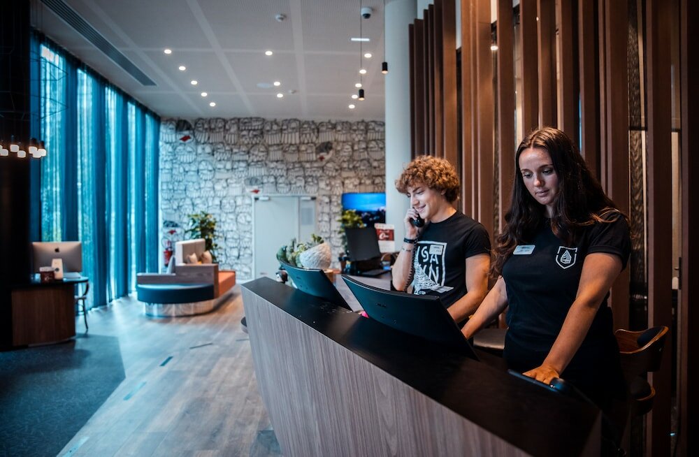 Фото The Originals Boutique, Hôtel Maison Montmartre Paris Les Puces