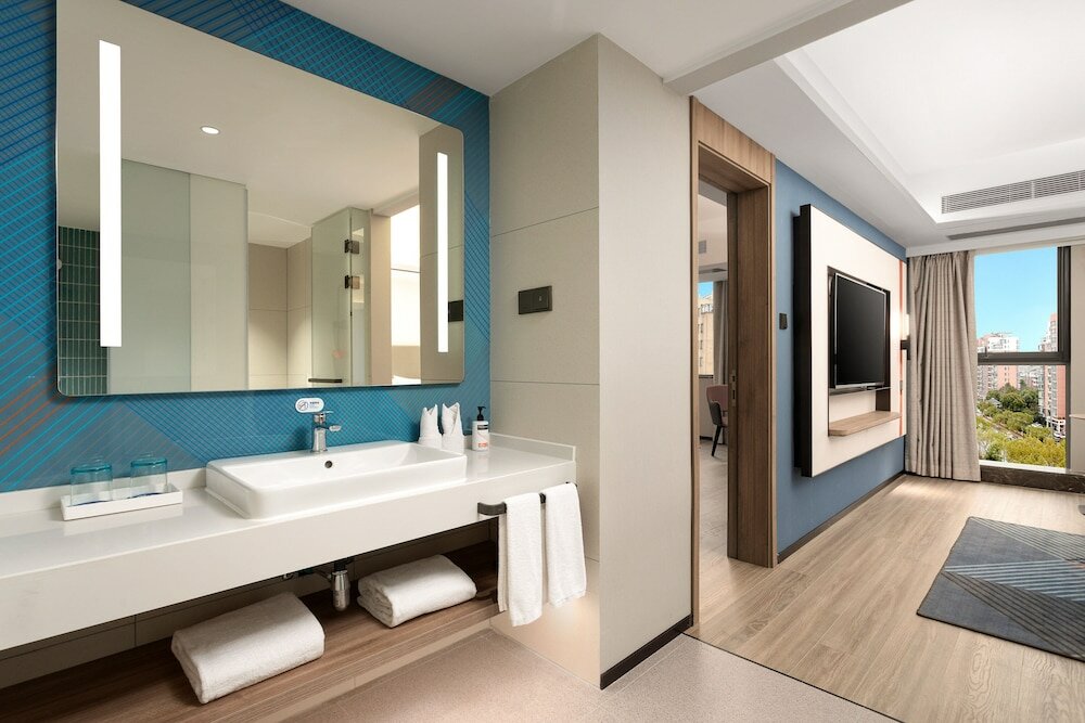 Фото Holiday Inn Express Shanghai Gumei by Ihg