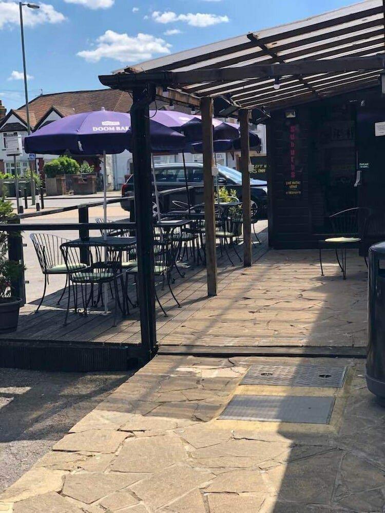 Фото Holroyd Arms