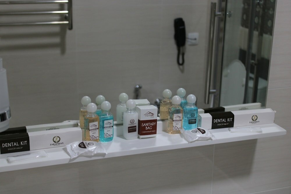 Фото Zarafshan Grand Hotel