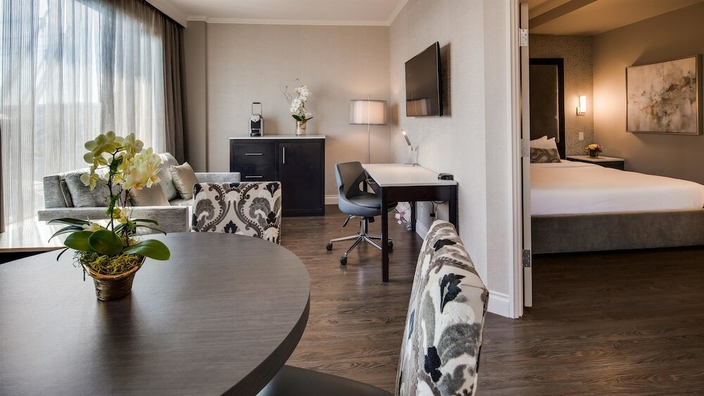 Фото Georgian Court Hotel