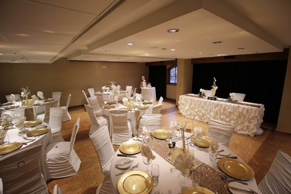 Фото Banff Caribou Lodge and SPA