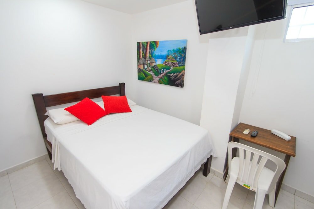 Фото Hotel Marovi