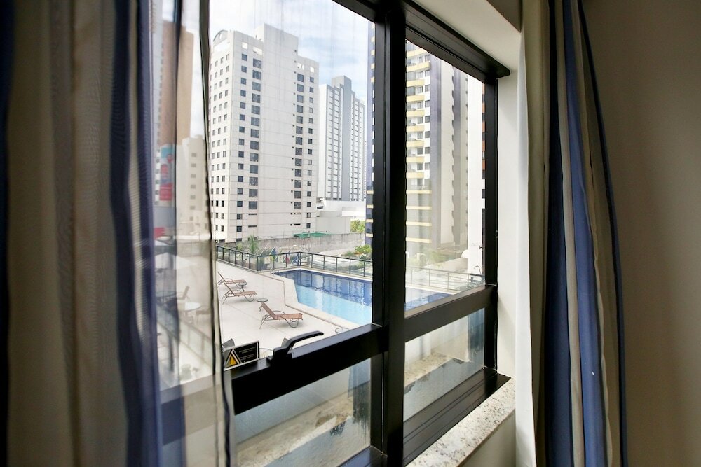 Фото Quality Hotel & Suites Sao Salvador