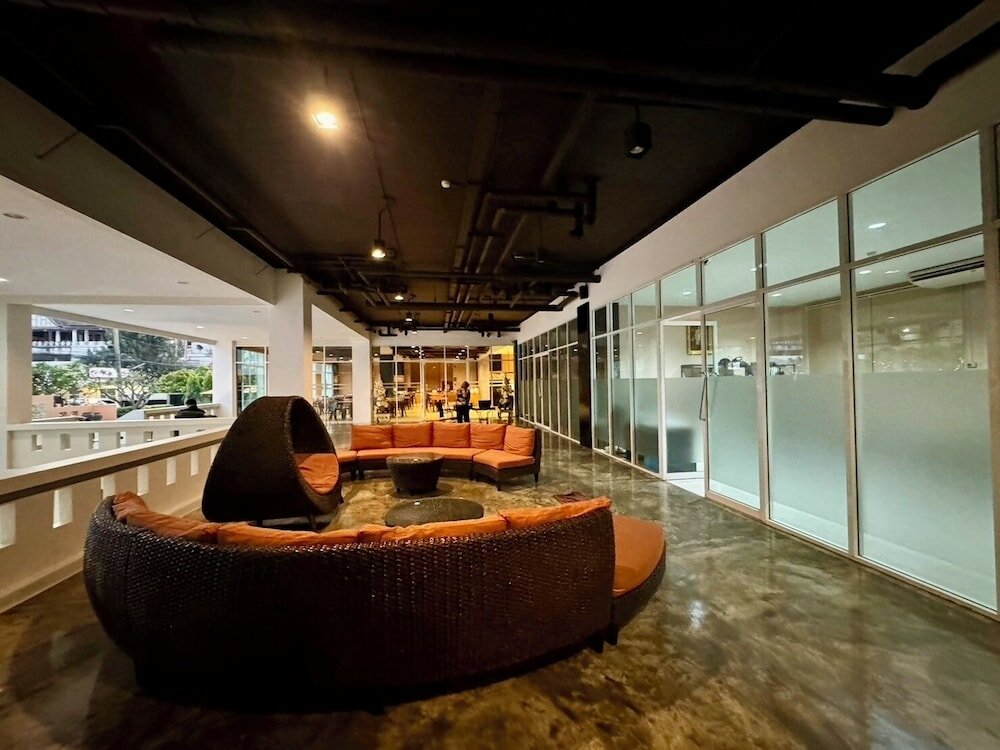 Фото Crown Pattaya Beach Hotel