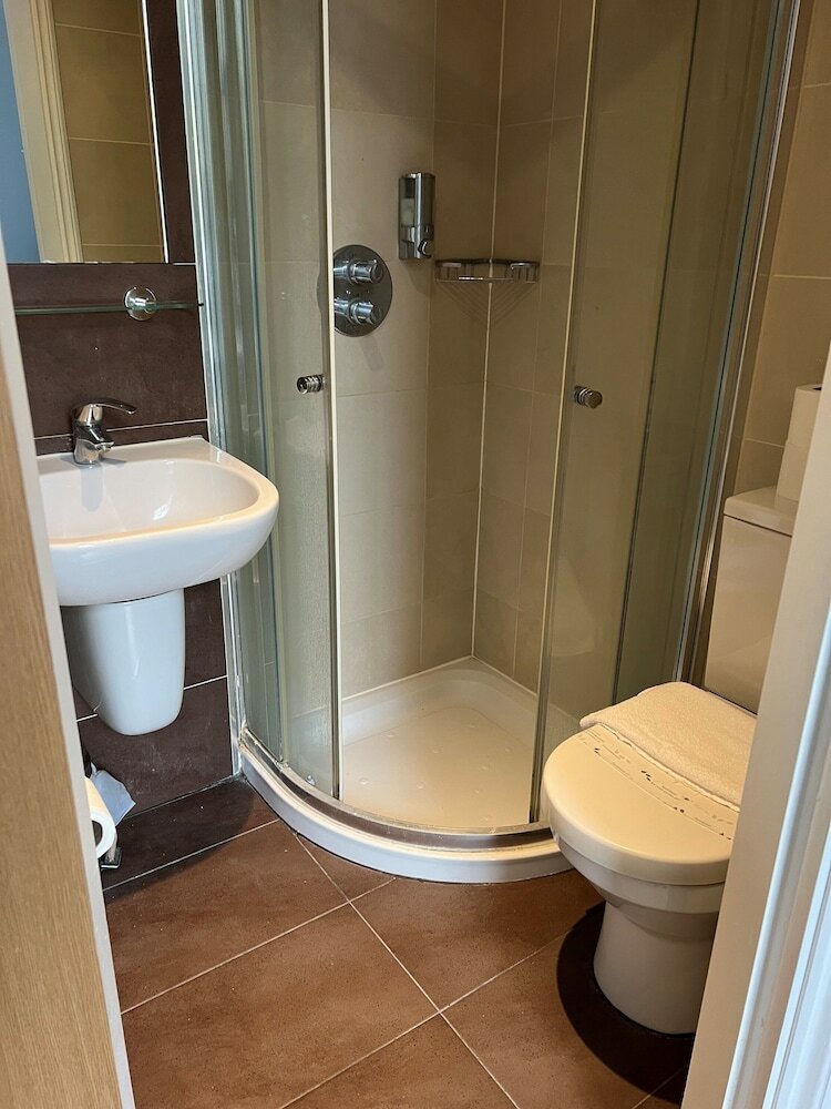 Фото Coronation Hotel