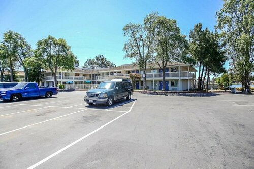 Гостиница Motel 6 Oakland, Ca - Embarcadero в Окленде