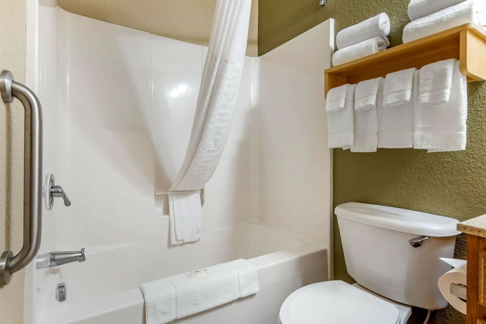 Фото Suburban Extended Stay Hotel South Bend