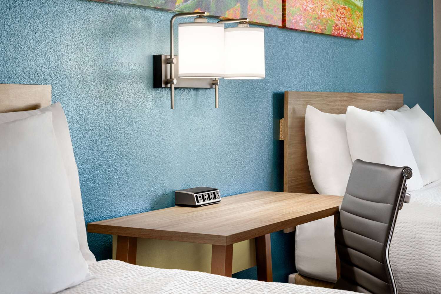 Фото Days Inn by Wyndham Hershey