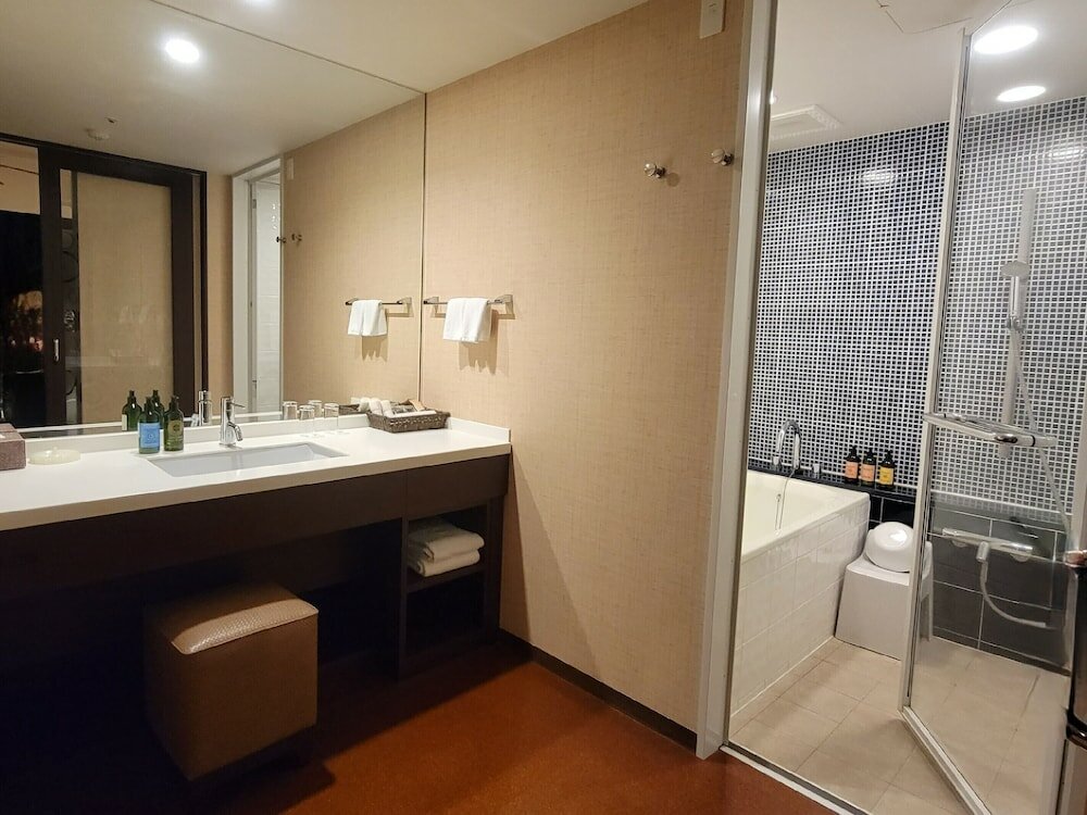 Фото Loisir Hotel Naha