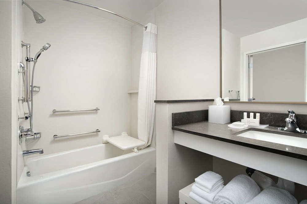 Фото Fairfield Inn & Suites by Marriott Miami Airport West/Doral