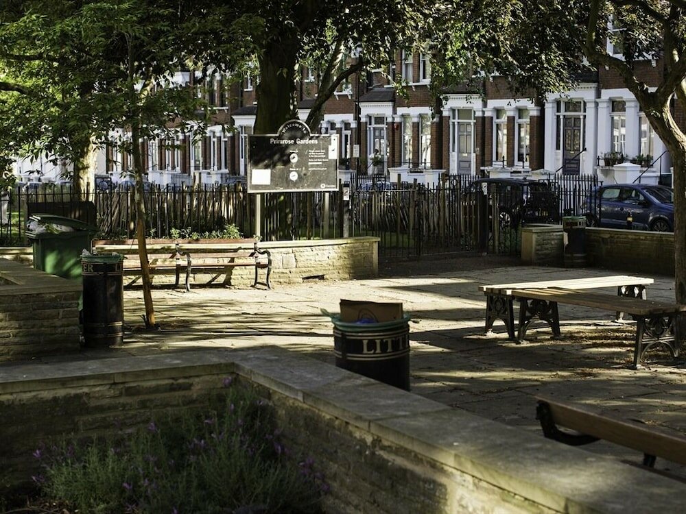 Фото Primrose Guest House