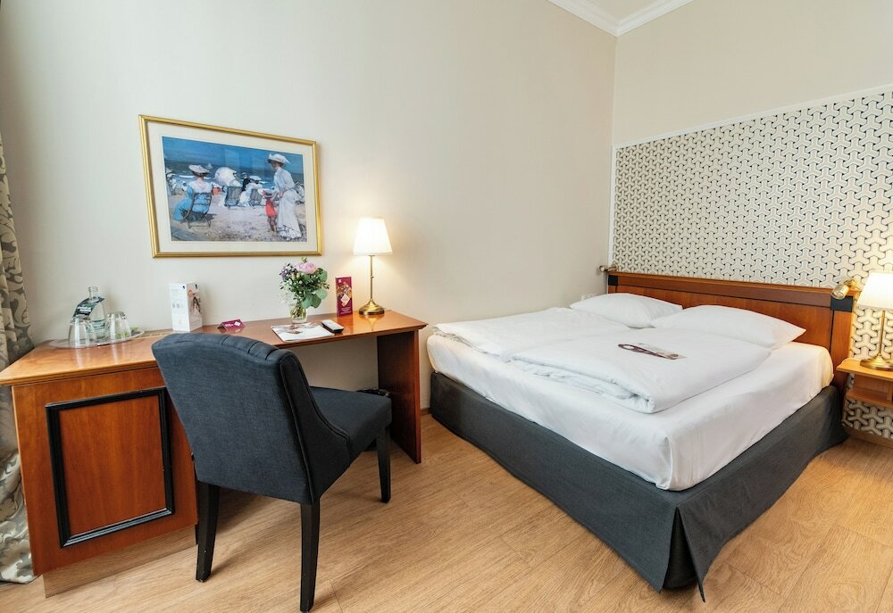 Фото Hotel Kaiserhof