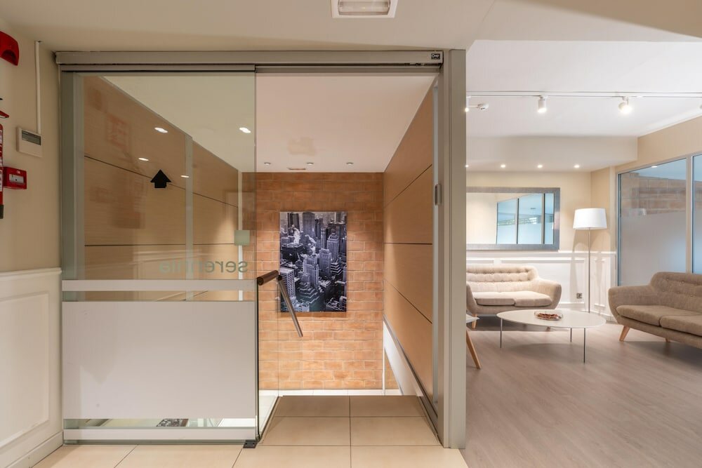 Фото Serennia Fira Gran Vía Exclusive Rooms