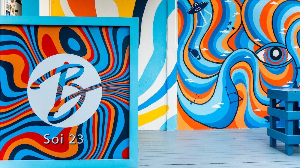 Фото Bodega  Party Hostel - City Center Bangkok