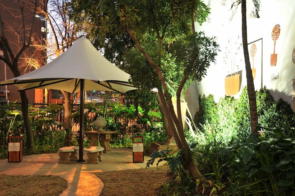 Фото ANEW Hotel Parktonian Johannesburg