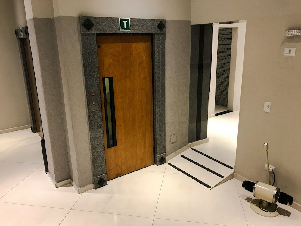 Фото Rede Andrade Mercado