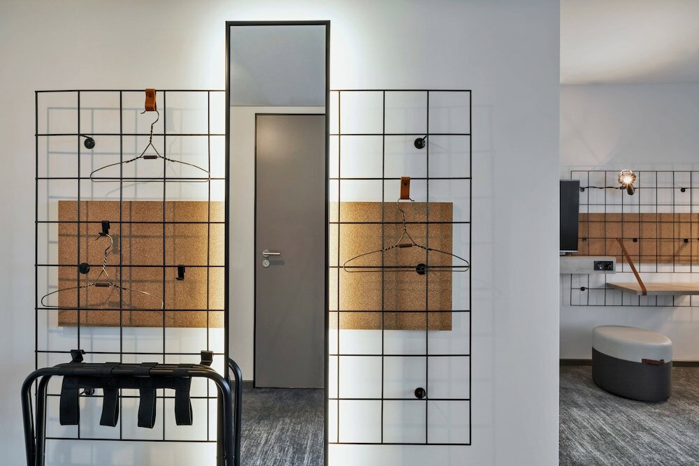 Фото Moxy Hamburg City