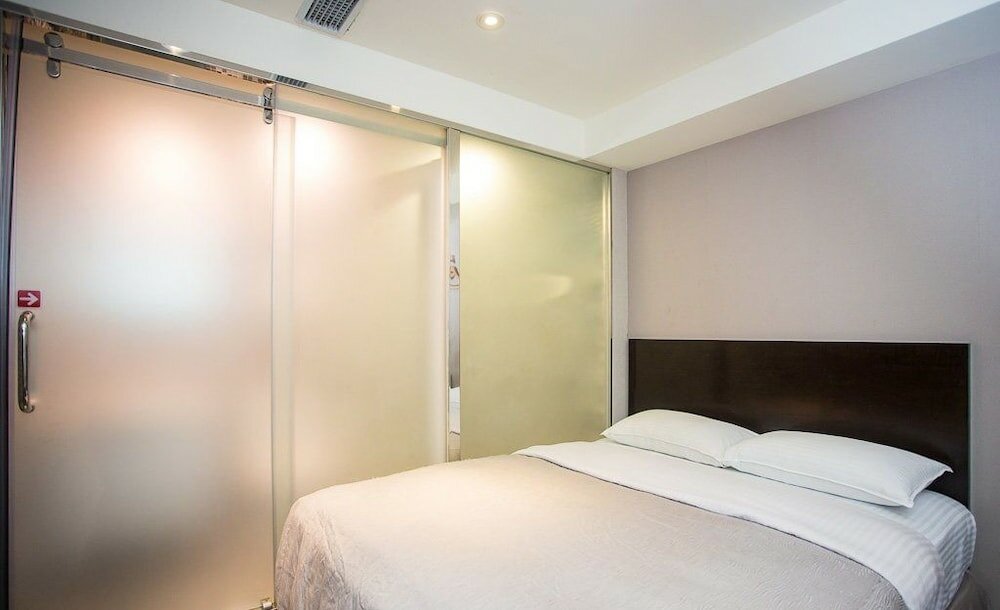 Фото E-House Hotel