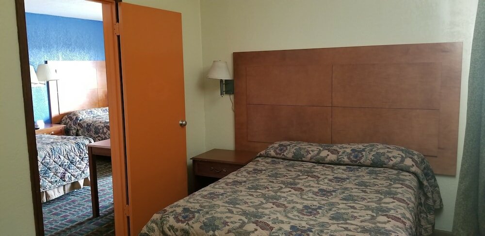 Фото Executive Inn