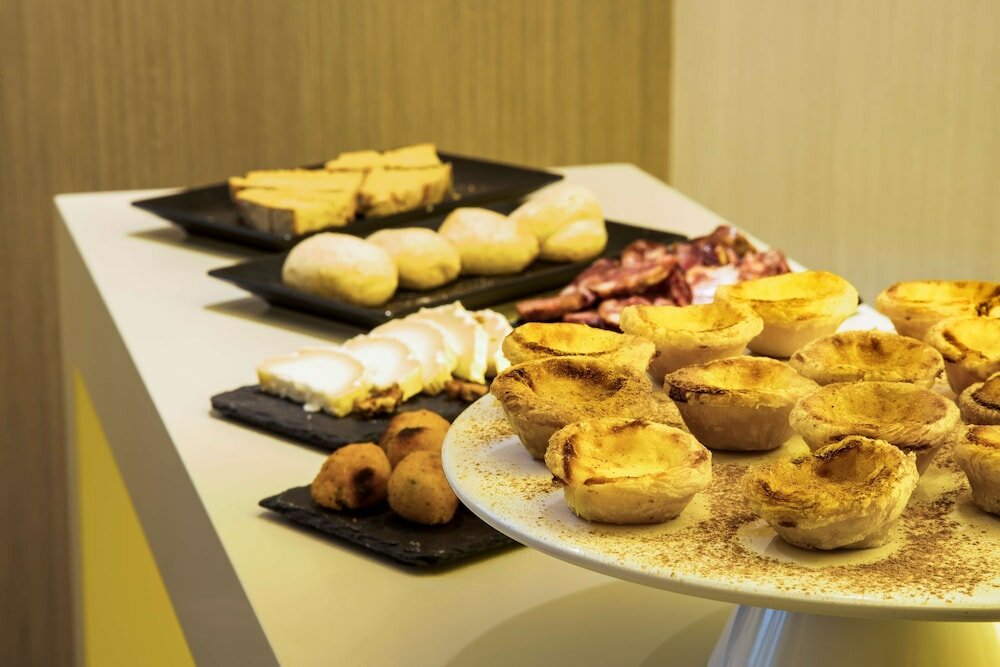 Фото Nh Collection Lisboa Liberdade