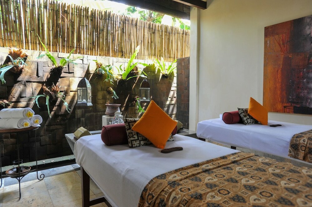 Фото Komaneka at Tanggayuda